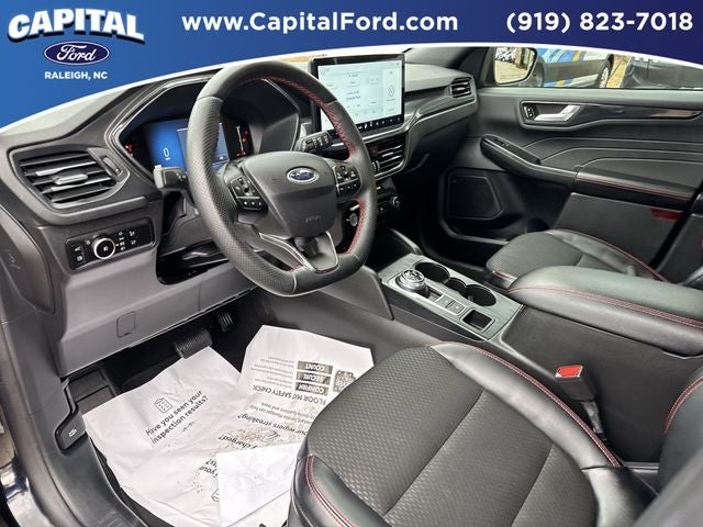 2025 Ford Escape Hybrid ST-Line Select