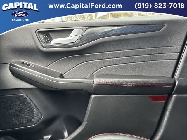 2025 Ford Escape Hybrid ST-Line Select