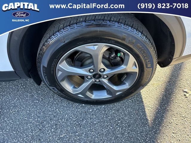 2025 Ford Escape Hybrid ST-Line Select