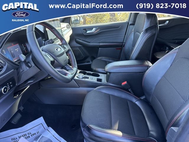 2025 Ford Escape Hybrid ST-Line Select