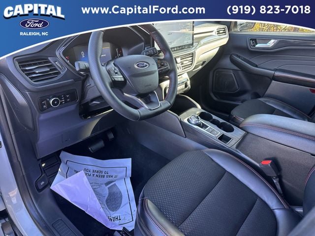 2025 Ford Escape Hybrid ST-Line Select