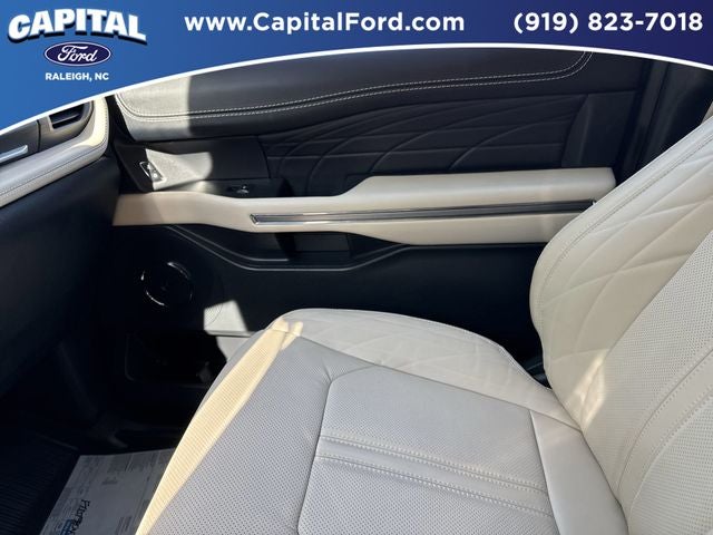 2023 Ford Expedition Platinum