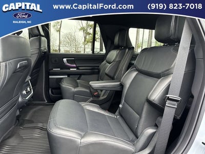 2025 Ford Expedition Platinum
