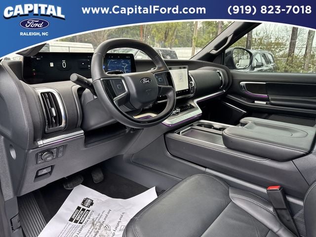 2025 Ford Expedition Platinum