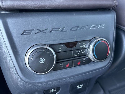 2025 Ford Explorer Platinum