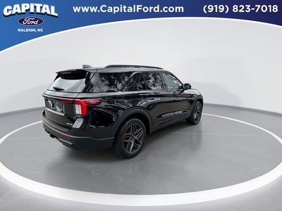 2025 Ford Explorer ST-Line