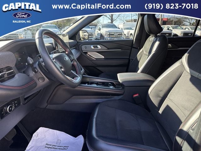2025 Ford Explorer ST
