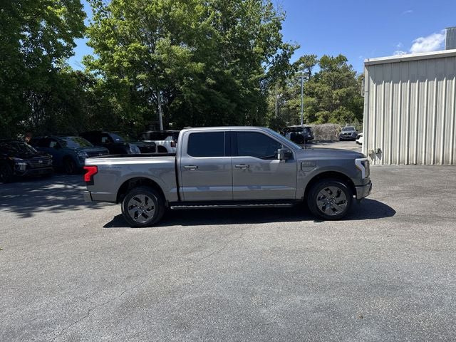 2022 Ford F-150 Lightning Lariat