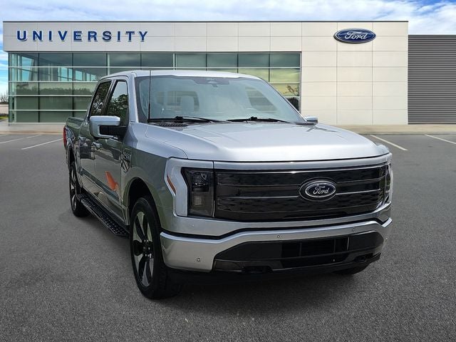 2022 Ford F-150 Lightning Platinum