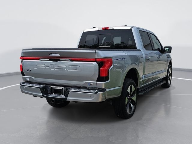 2022 Ford F-150 Lightning Platinum