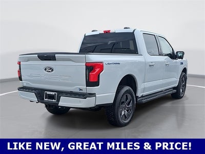 2025 Ford F-150 Lightning Flash
