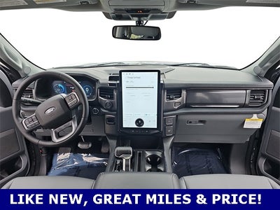 2025 Ford F-150 Lightning Flash