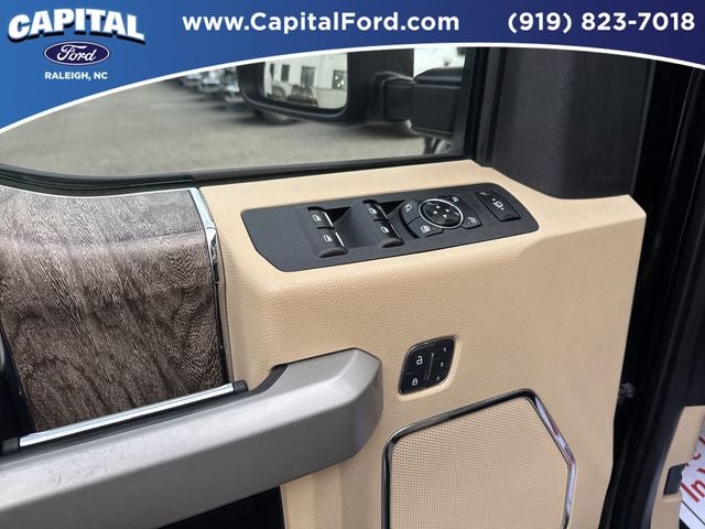 2017 Ford F-250SD Lariat