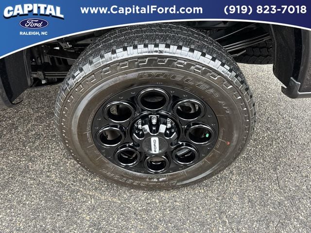 2025 Ford F-350SD Lariat