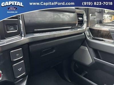 2025 Ford F-350SD Lariat