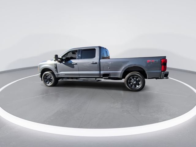 2023 Ford F-350SD Lariat