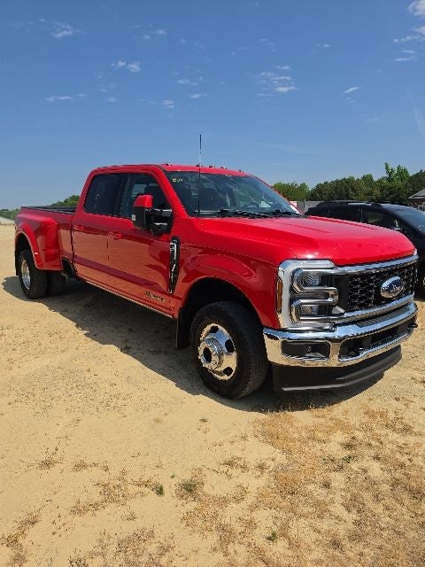 2023 Ford F-350SD Lariat DRW