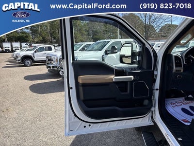2022 Ford F-450SD Lariat DRW