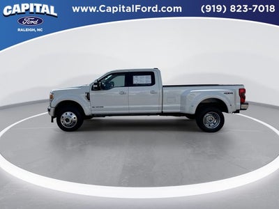 2022 Ford F-450SD Lariat DRW