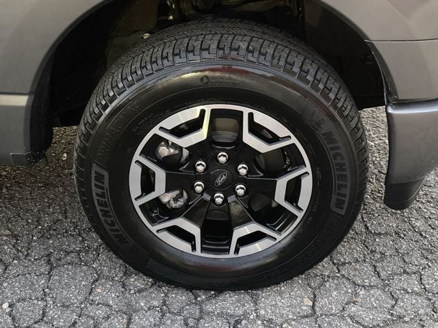 2022 Ford F-150 Lightning XLT