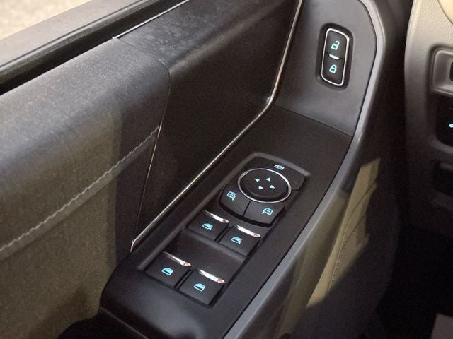 2022 Ford F-150 Lightning XLT