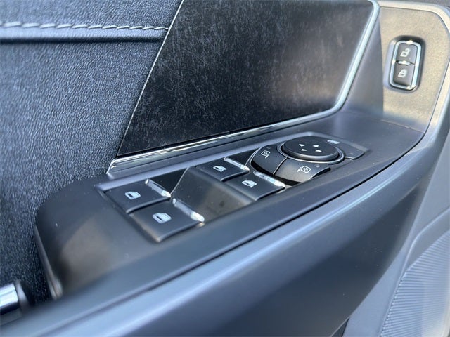 2023 Ford F-150 Lightning XLT