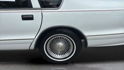 1996 Chevrolet Caprice Classic GARAGE KEPT