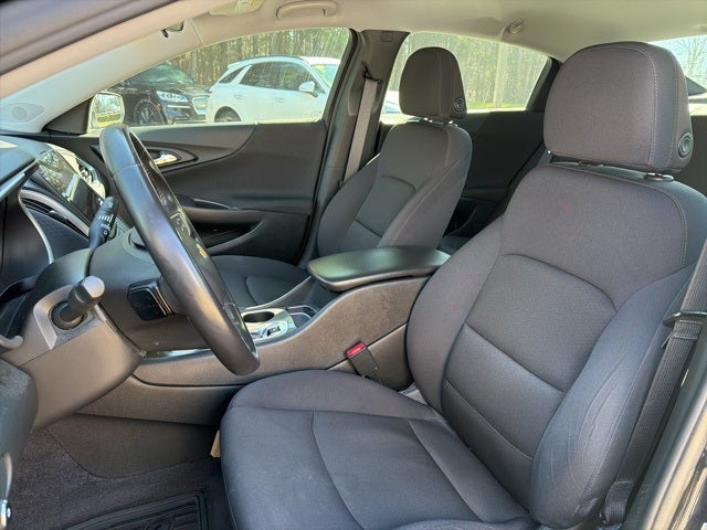 2022 Chevrolet Malibu RS