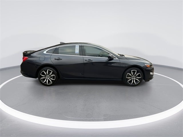 2022 Chevrolet Malibu RS