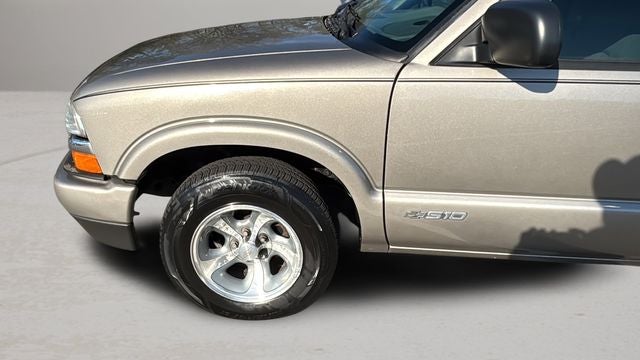 2003 Chevrolet S-10 LS ONLY 45K MILES