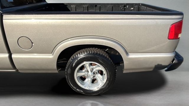 2003 Chevrolet S-10 LS ONLY 45K MILES