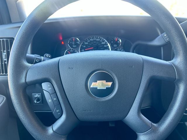 2022 Chevrolet Express 2500 Work Van Cargo