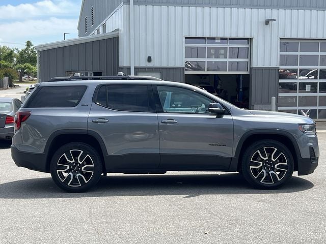 2021 GMC Acadia SLT