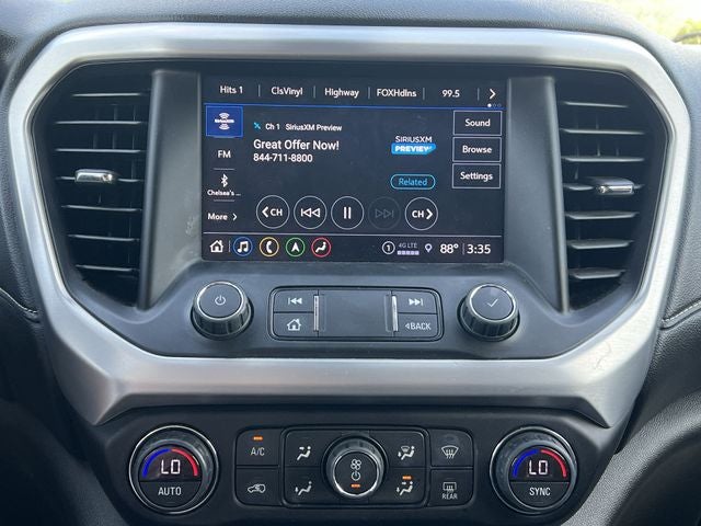 2021 GMC Acadia SLT
