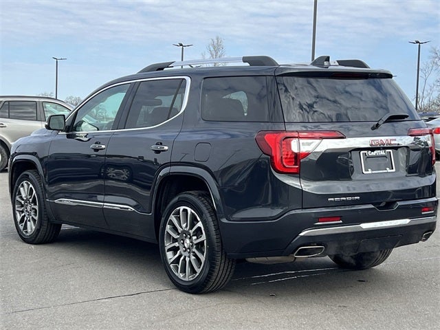 2022 GMC Acadia Denali