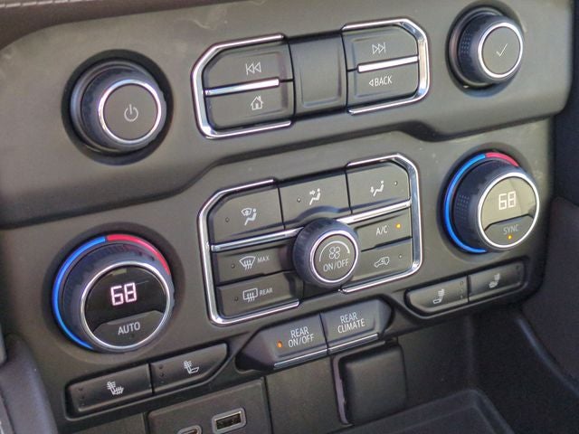 2022 Chevrolet Suburban LT