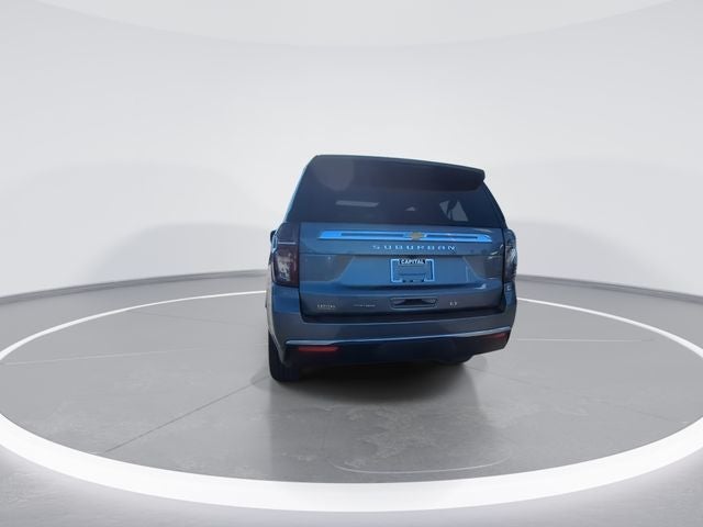 2022 Chevrolet Suburban LT