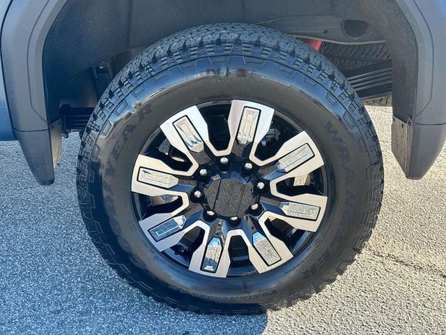 2025 GMC Sierra 2500HD Denali