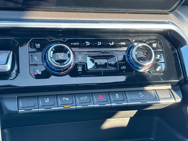 2025 GMC Sierra 2500HD Denali