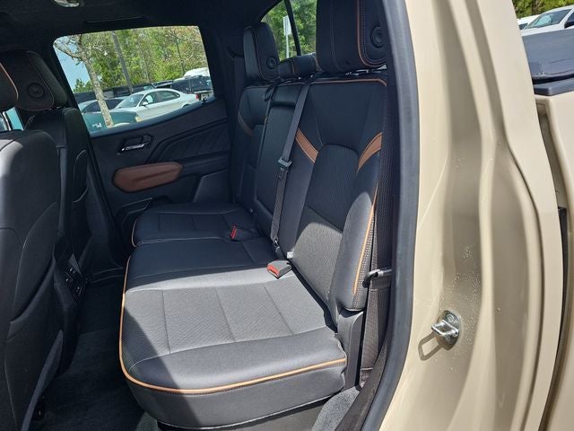 2023 GMC Canyon AT4