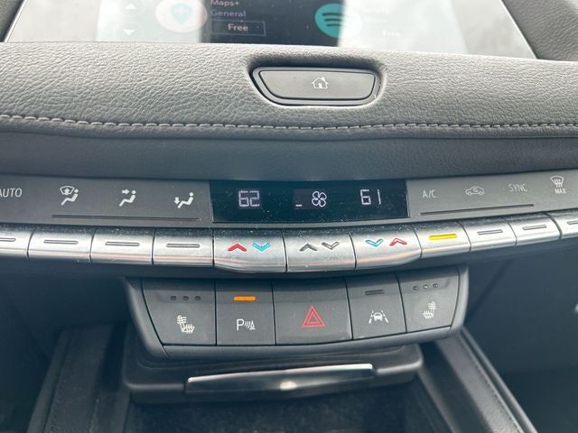 2023 Cadillac XT4 Luxury