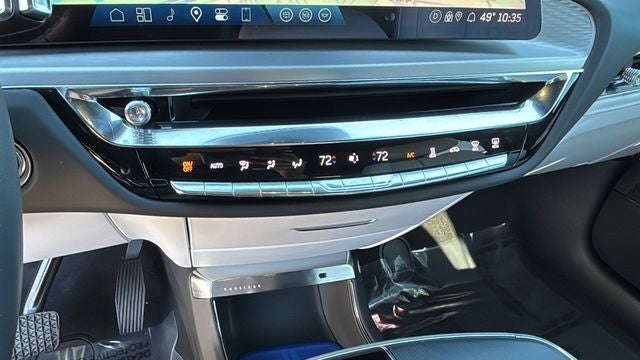 2025 Cadillac LYRIQ Sport