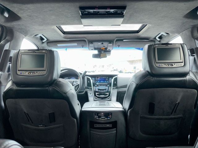 2018 Cadillac Escalade Platinum Edition