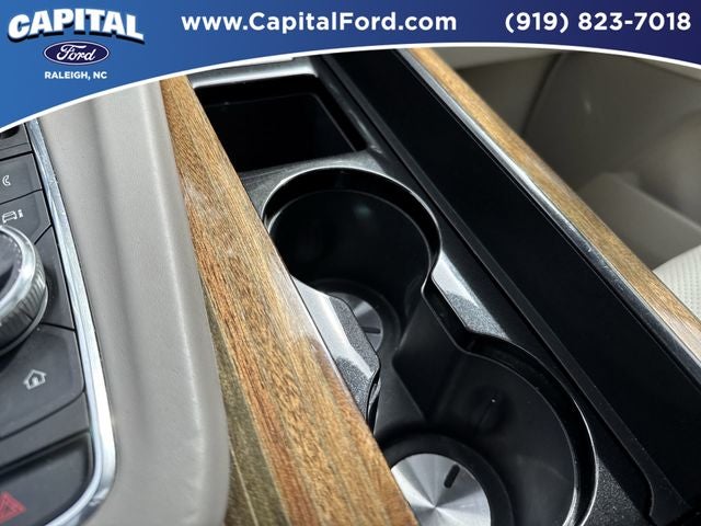 2023 Cadillac Escalade ESV Premium Luxury Platinum