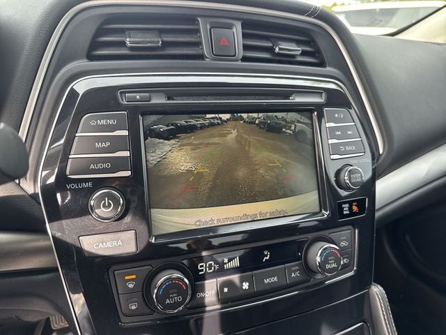 2023 Nissan Maxima SV