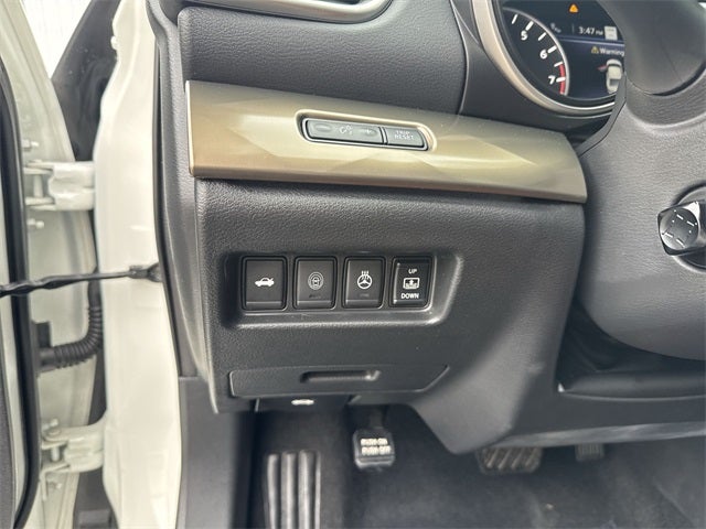 2020 Nissan Maxima Platinum