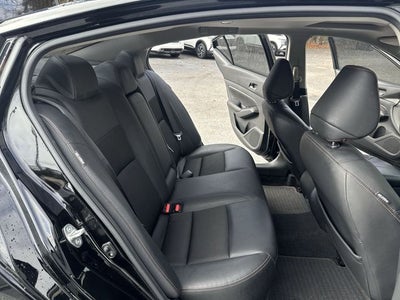 2021 Nissan Altima 2.0 SR