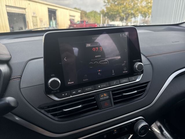 2021 Nissan Altima 2.0 SR