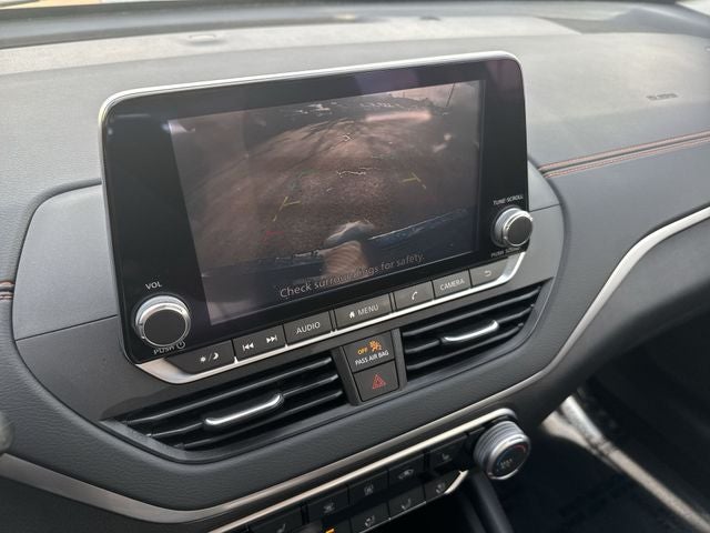 2021 Nissan Altima 2.0 SR