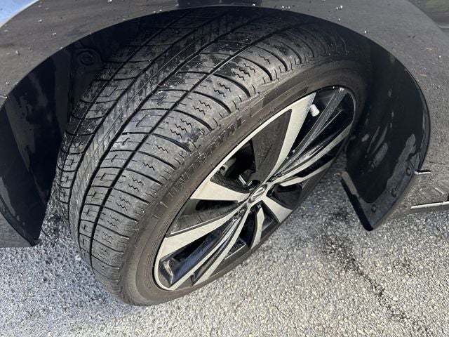 2021 Nissan Altima 2.0 SR